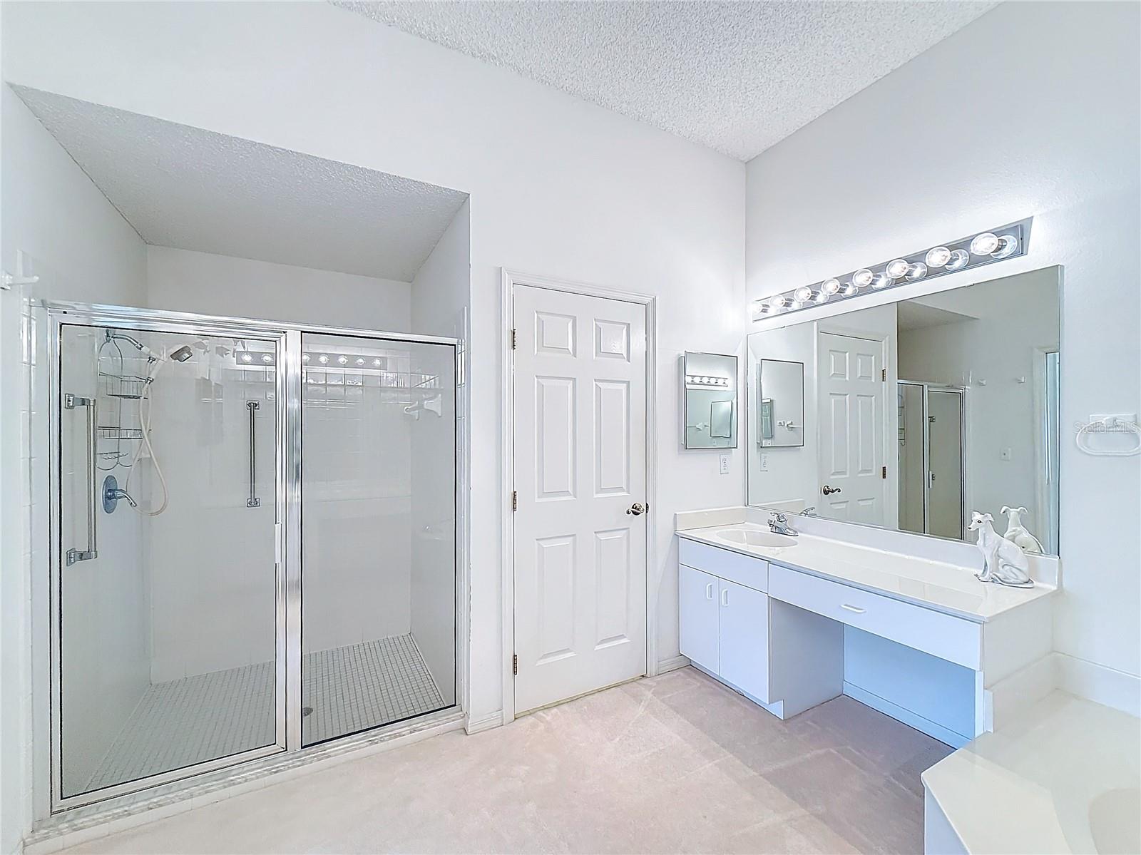 1718 S PEBBLE BEACH BLVD, SUN CITY CENTER, FL, 33573