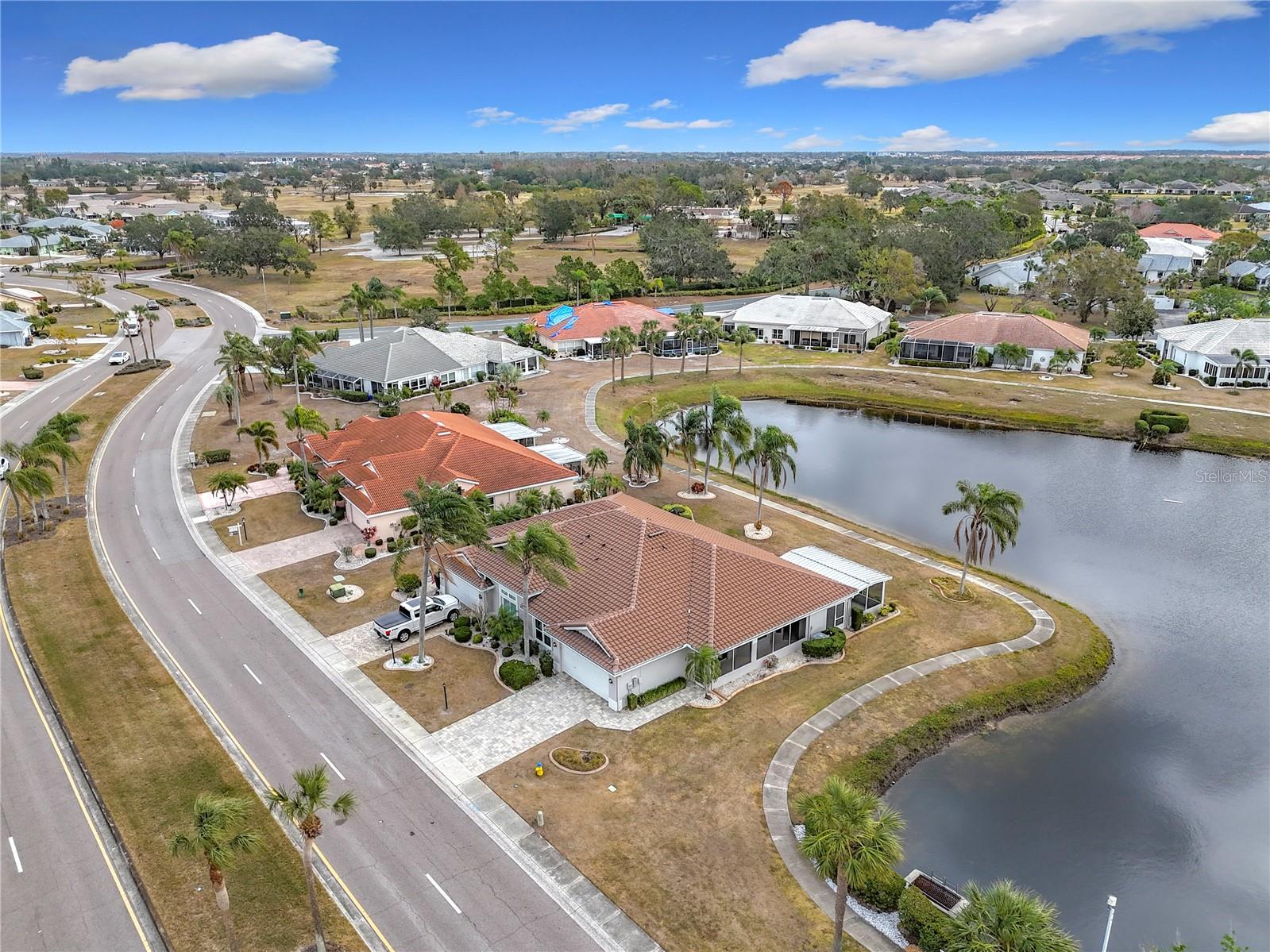 1718 S PEBBLE BEACH BLVD, SUN CITY CENTER, FL, 33573