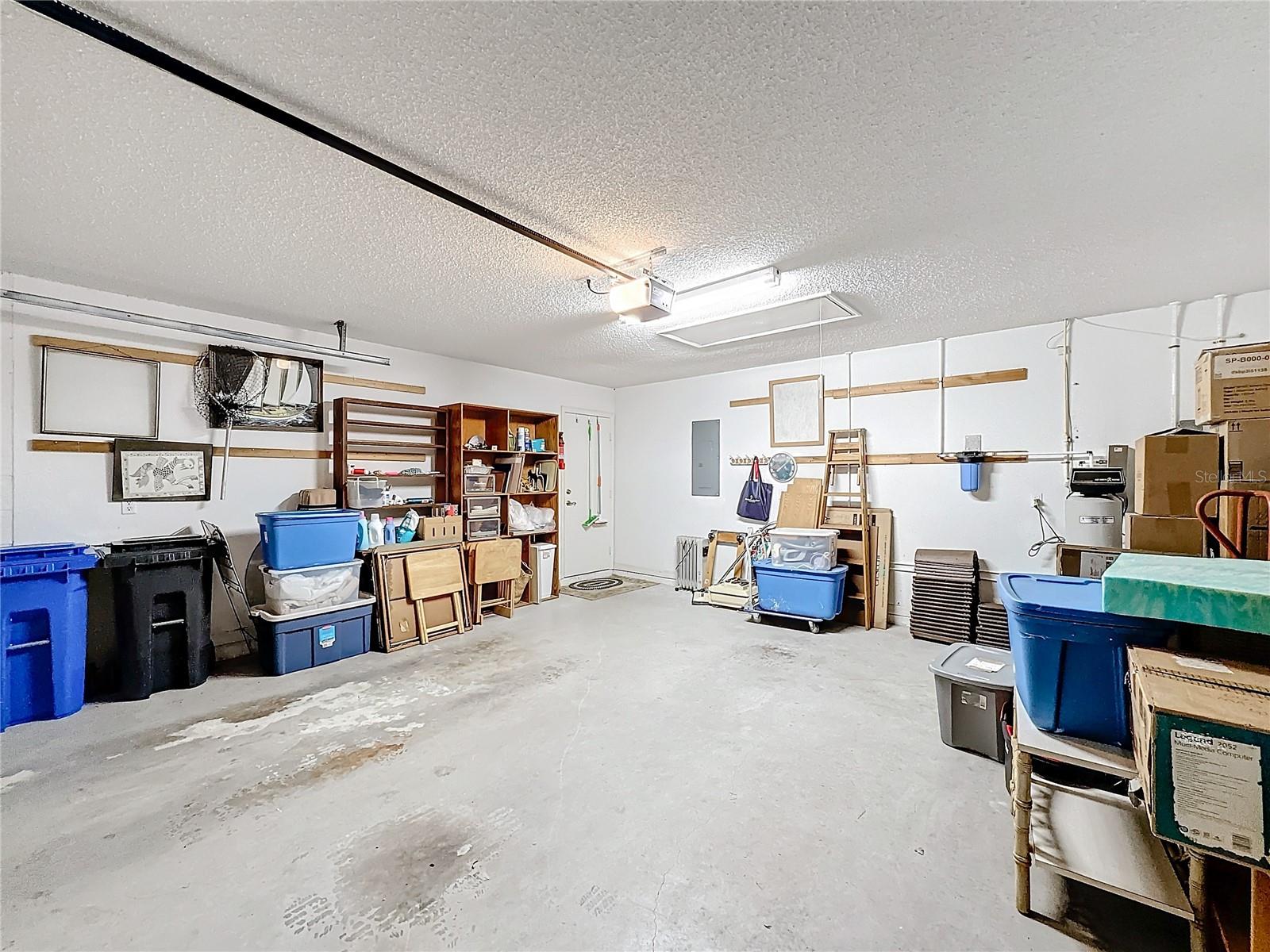 1718 S PEBBLE BEACH BLVD, SUN CITY CENTER, FL, 33573