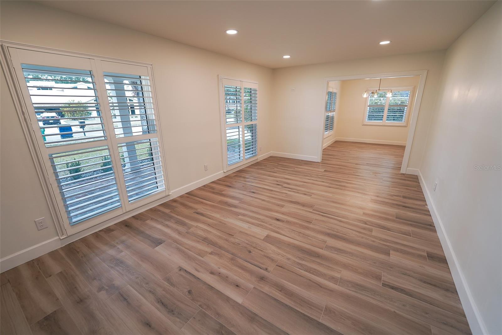 414 S SHORE CREST DR, TAMPA, FL, 33609