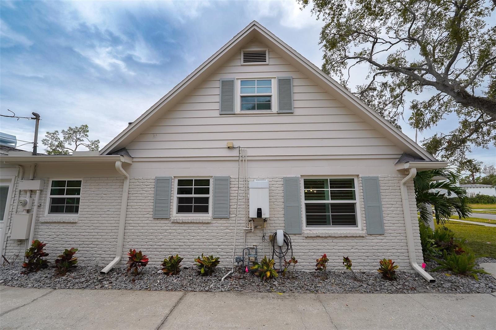 414 S SHORE CREST DR, TAMPA, FL, 33609