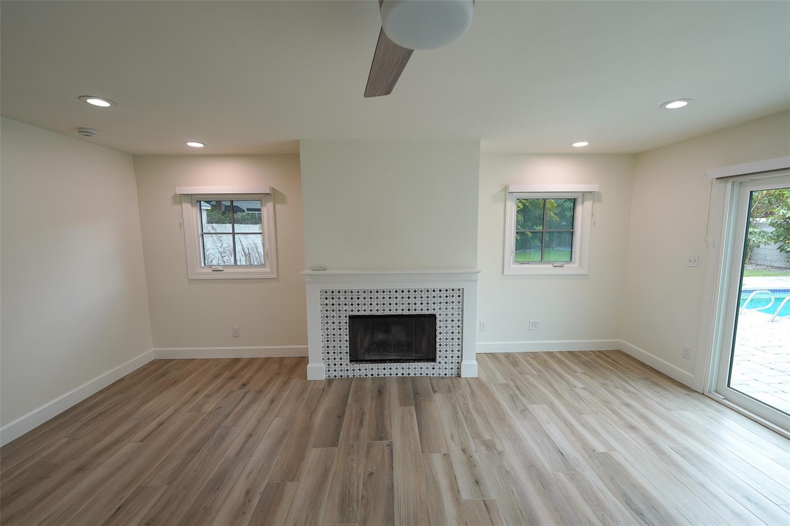 414 S SHORE CREST DR, TAMPA, FL, 33609