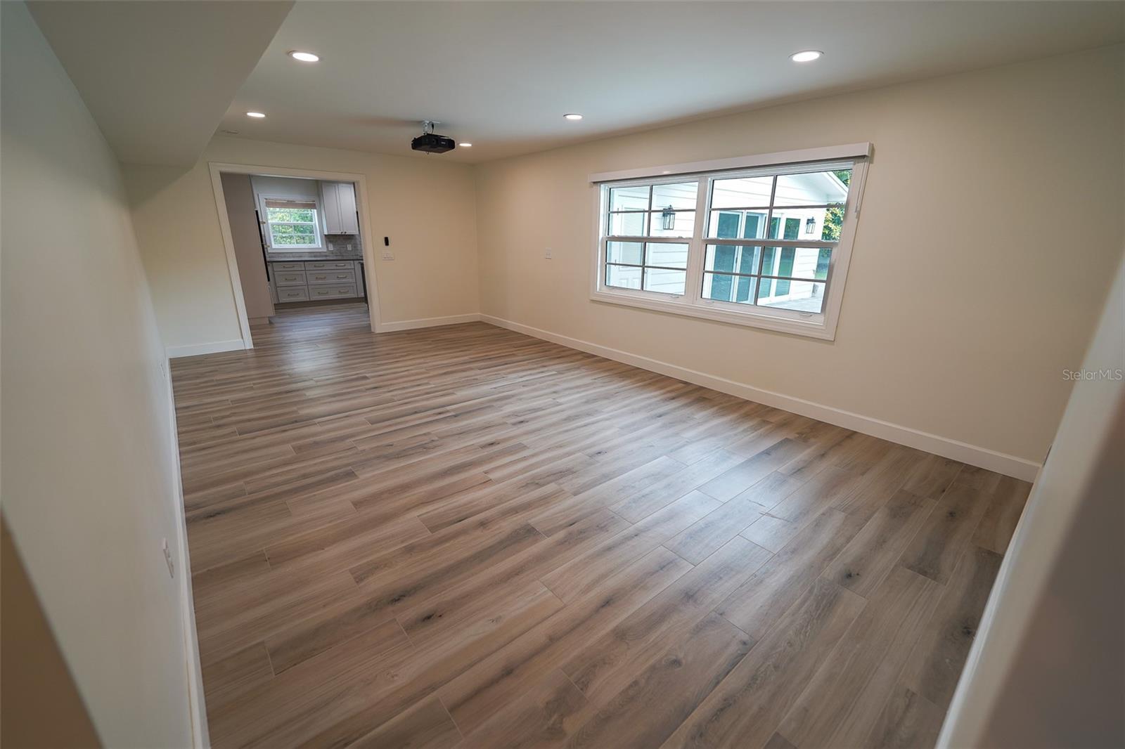 414 S SHORE CREST DR, TAMPA, FL, 33609