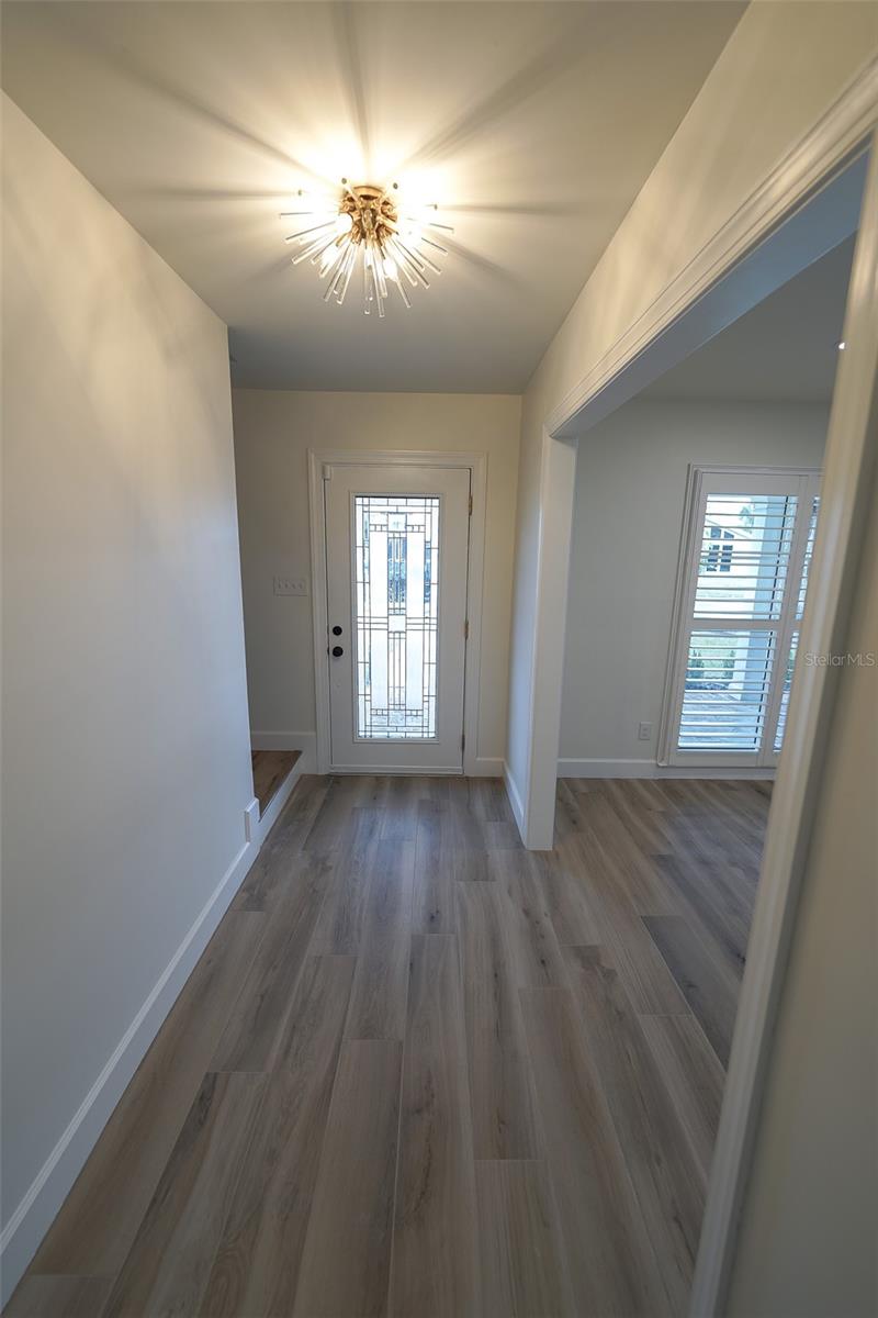 414 S SHORE CREST DR, TAMPA, FL, 33609