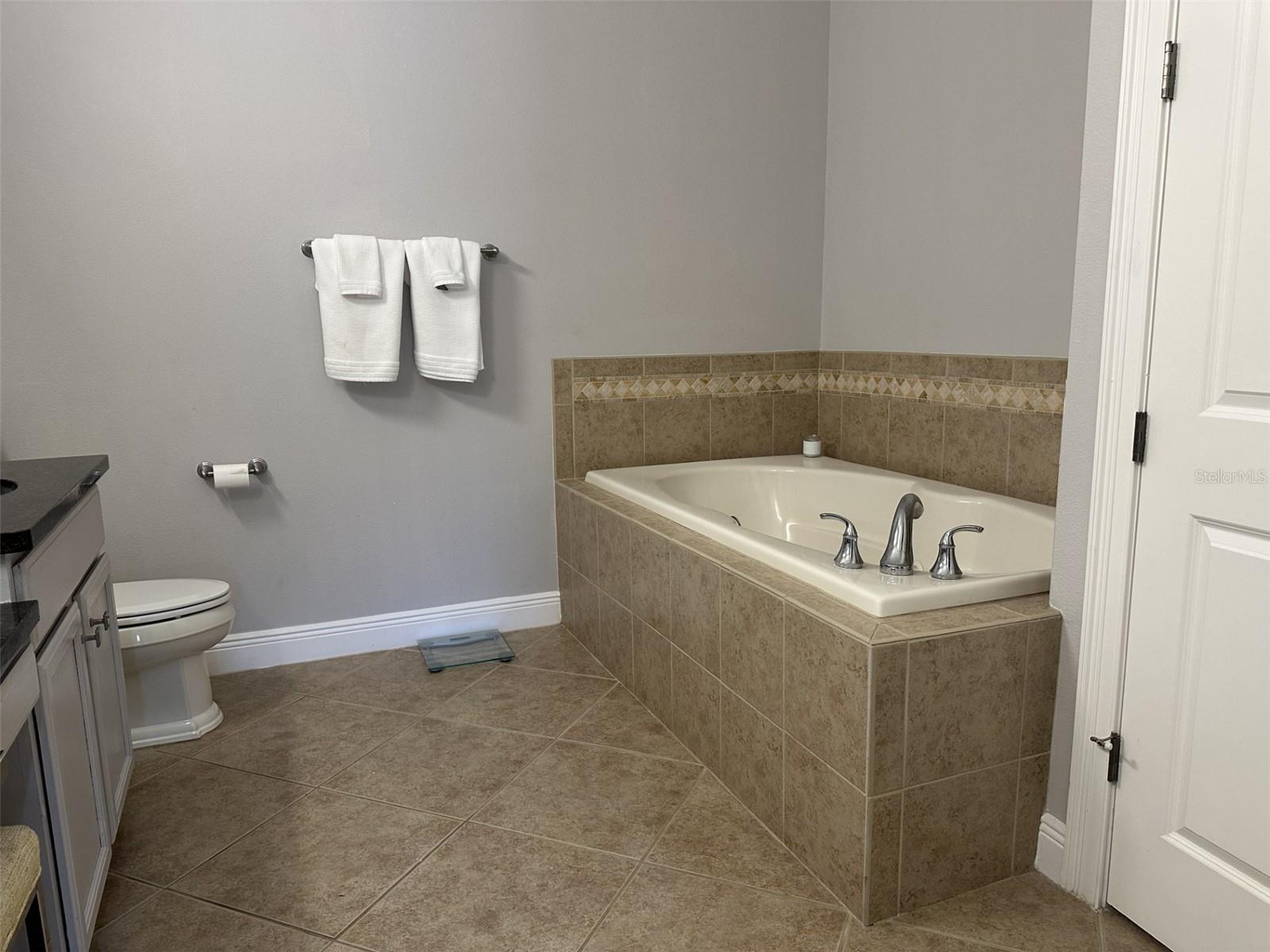 25 LINCOLN AVE S, ST PETERSBURG, FL, 33711