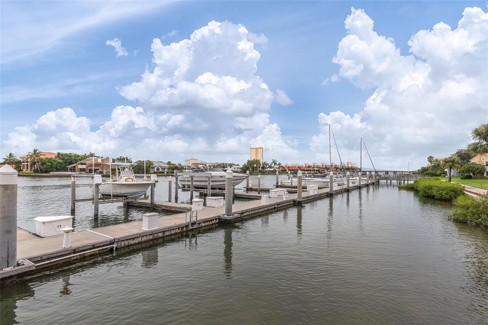 25 LINCOLN AVE S, ST PETERSBURG, FL, 33711