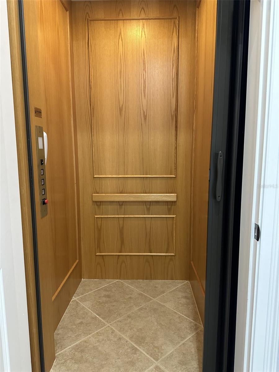 25 LINCOLN AVE S, ST PETERSBURG, FL, 33711