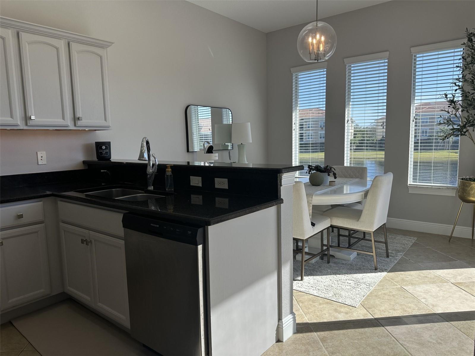 25 LINCOLN AVE S, ST PETERSBURG, FL, 33711