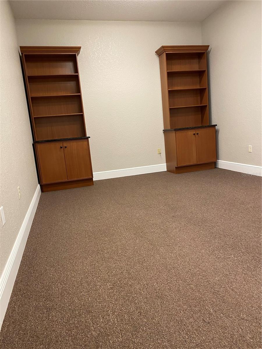 1213 W MILLER ST, FRUITLAND PARK, FL, 34731