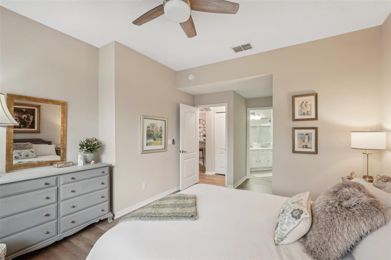 2028 ACADIA GREENS DR, SUN CITY CENTER, FL, 33573