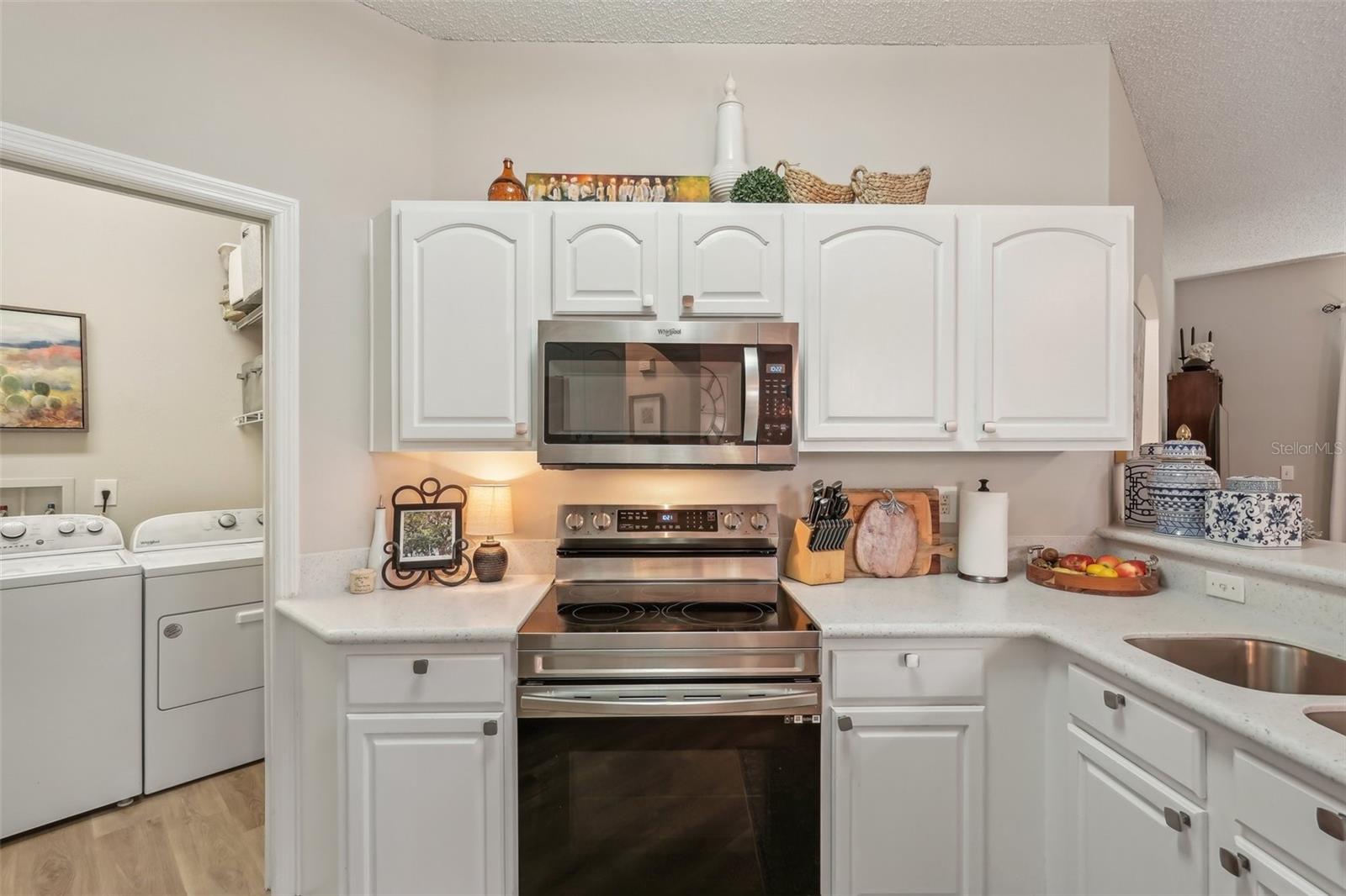 2028 ACADIA GREENS DR, SUN CITY CENTER, FL, 33573