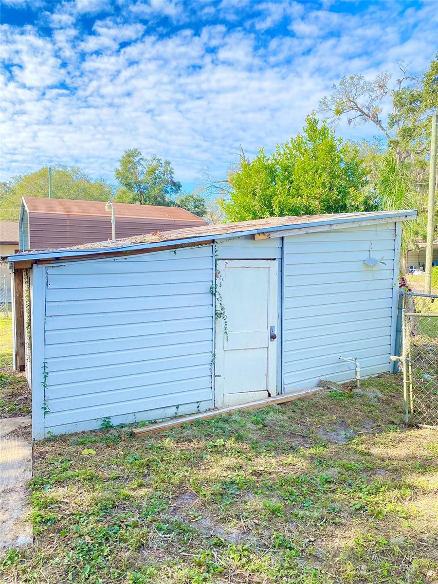 10607 3RD ST, THONOTOSASSA, FL, 33592