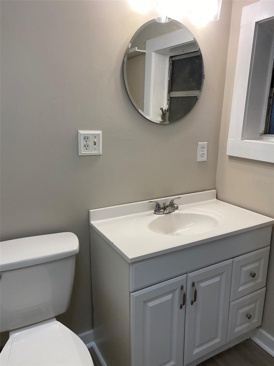 10607 3RD ST, THONOTOSASSA, FL, 33592