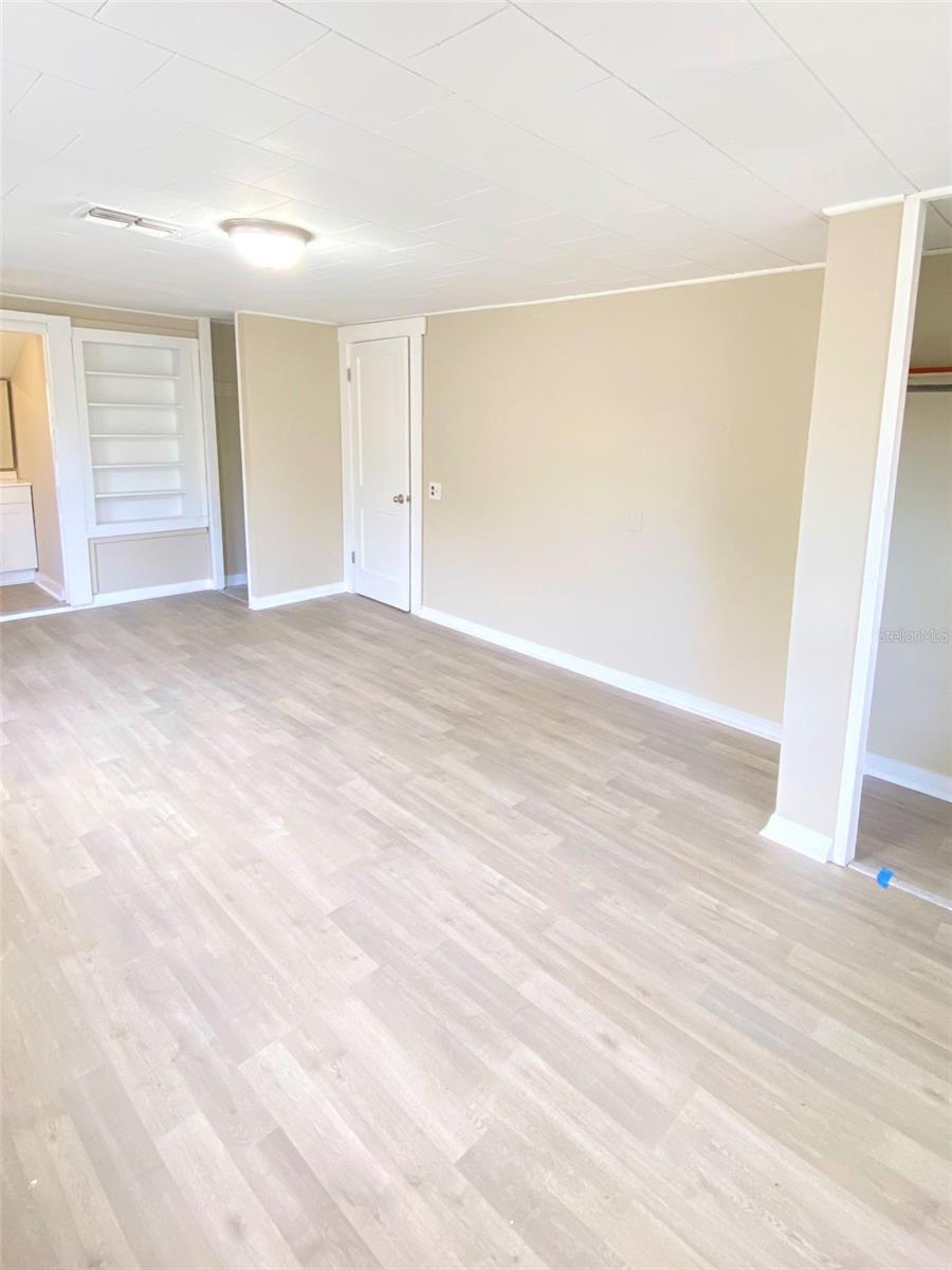 10607 3RD ST, THONOTOSASSA, FL, 33592