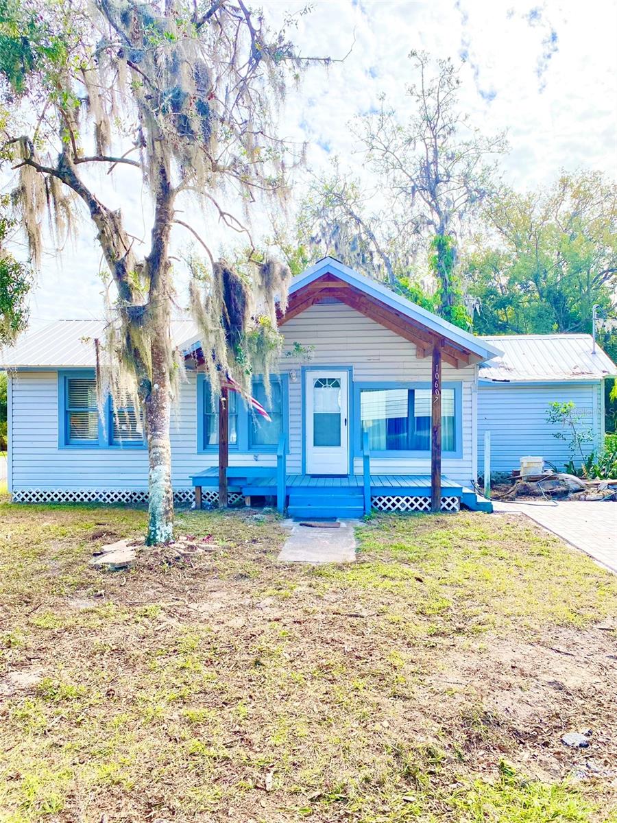 10607 3RD ST, THONOTOSASSA, FL, 33592