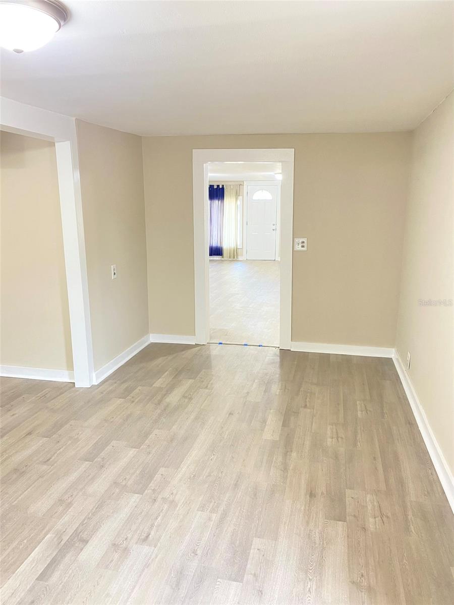 10607 3RD ST, THONOTOSASSA, FL, 33592