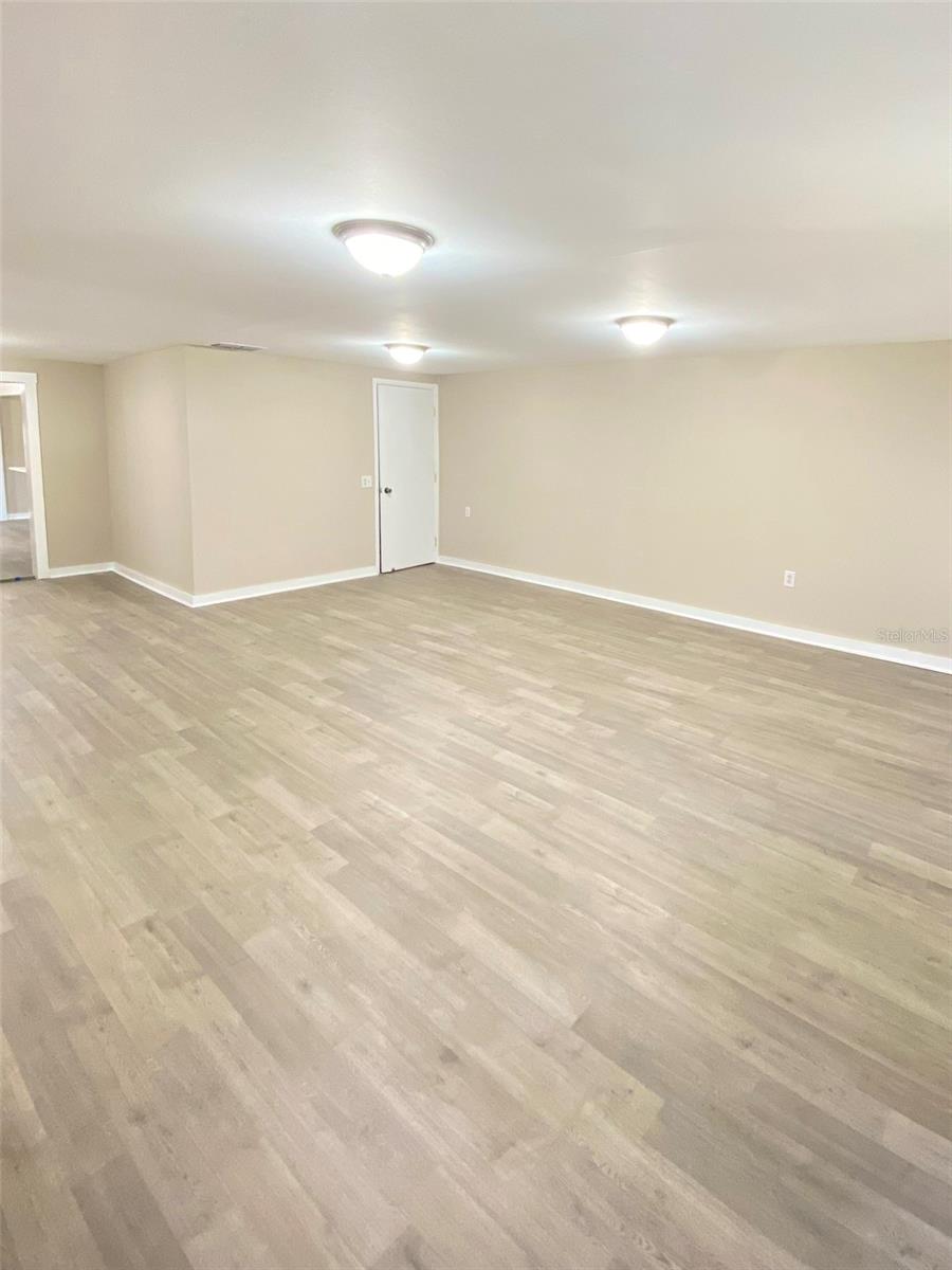 10607 3RD ST, THONOTOSASSA, FL, 33592