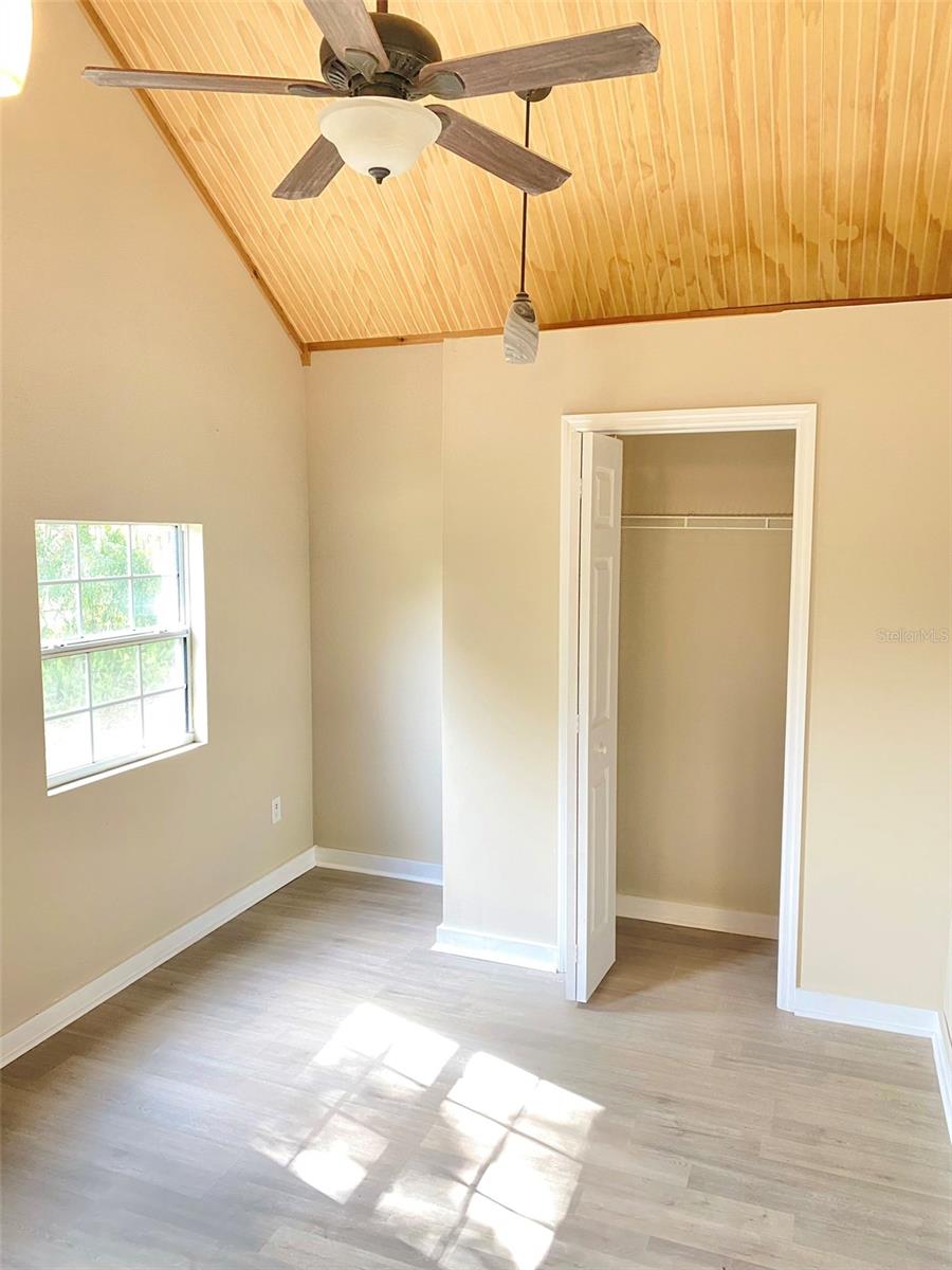 10607 3RD ST, THONOTOSASSA, FL, 33592