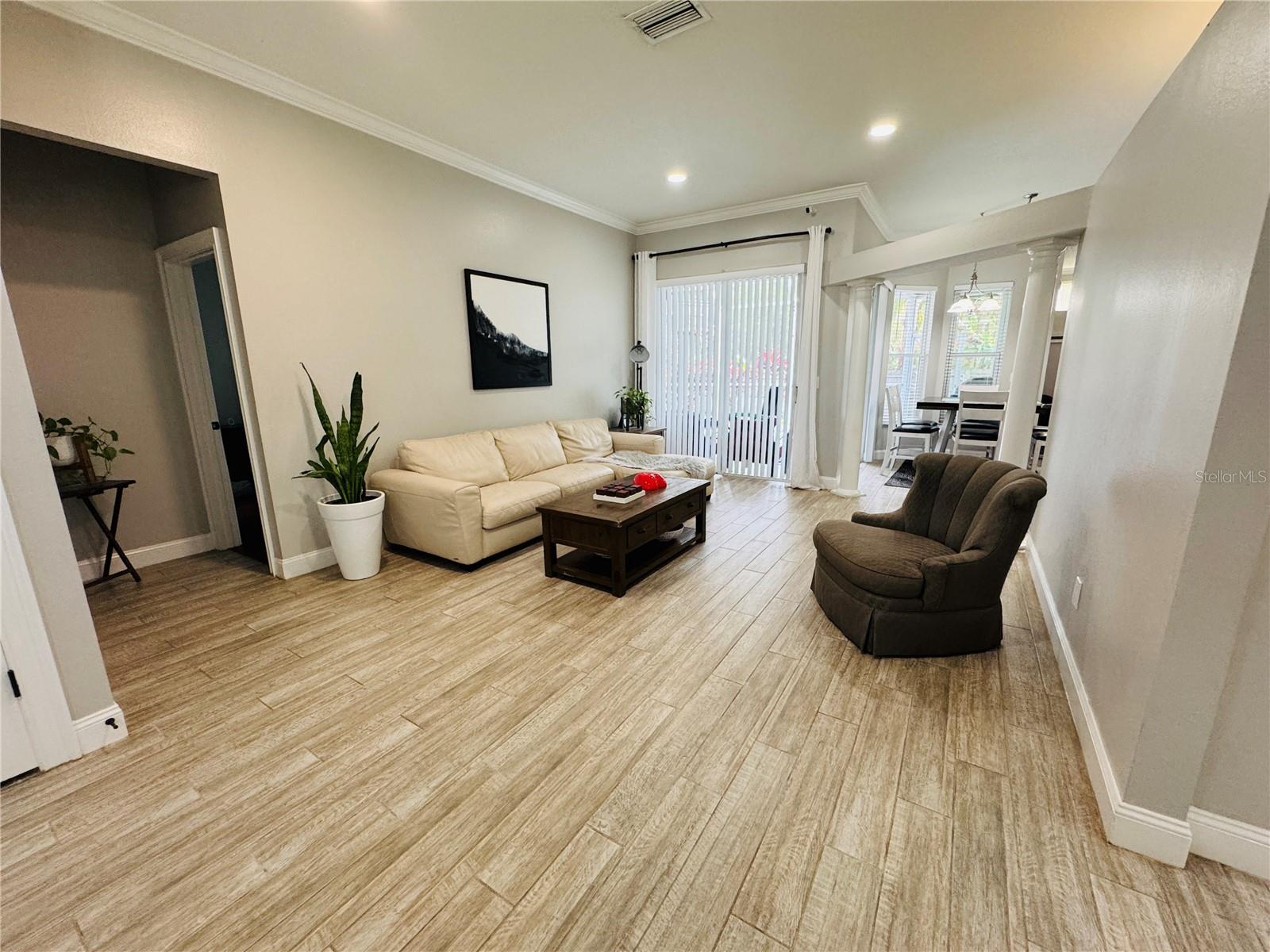 9625 FOX HEARST RD, TAMPA, FL, 33647