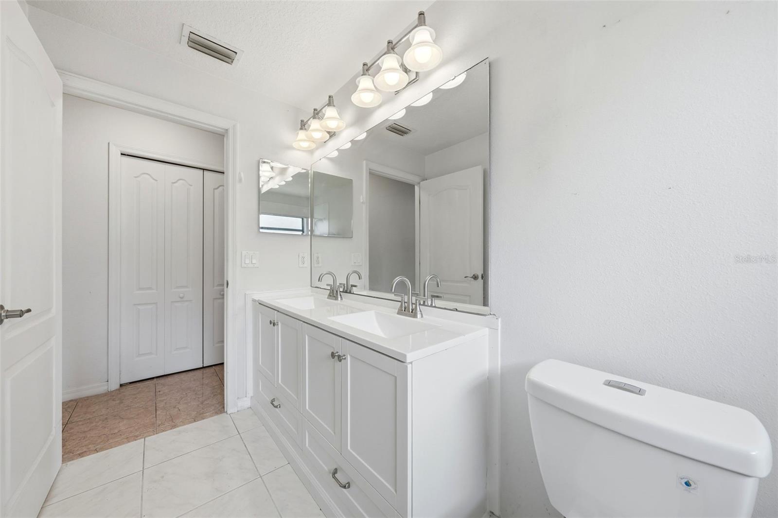 36341 GRAND ISLAND OAKS CIR, GRAND ISLAND, FL, 32735