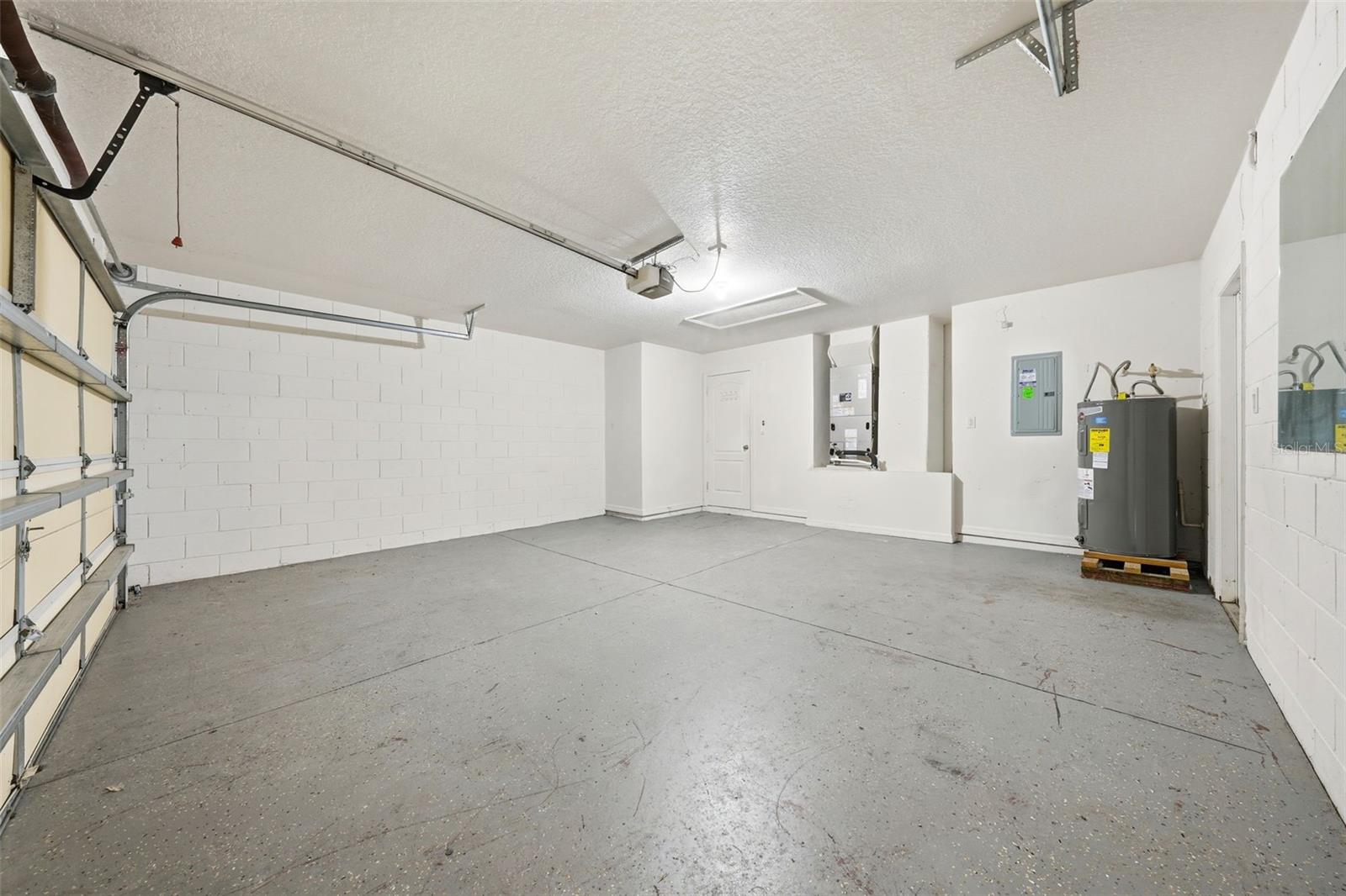 36341 GRAND ISLAND OAKS CIR, GRAND ISLAND, FL, 32735