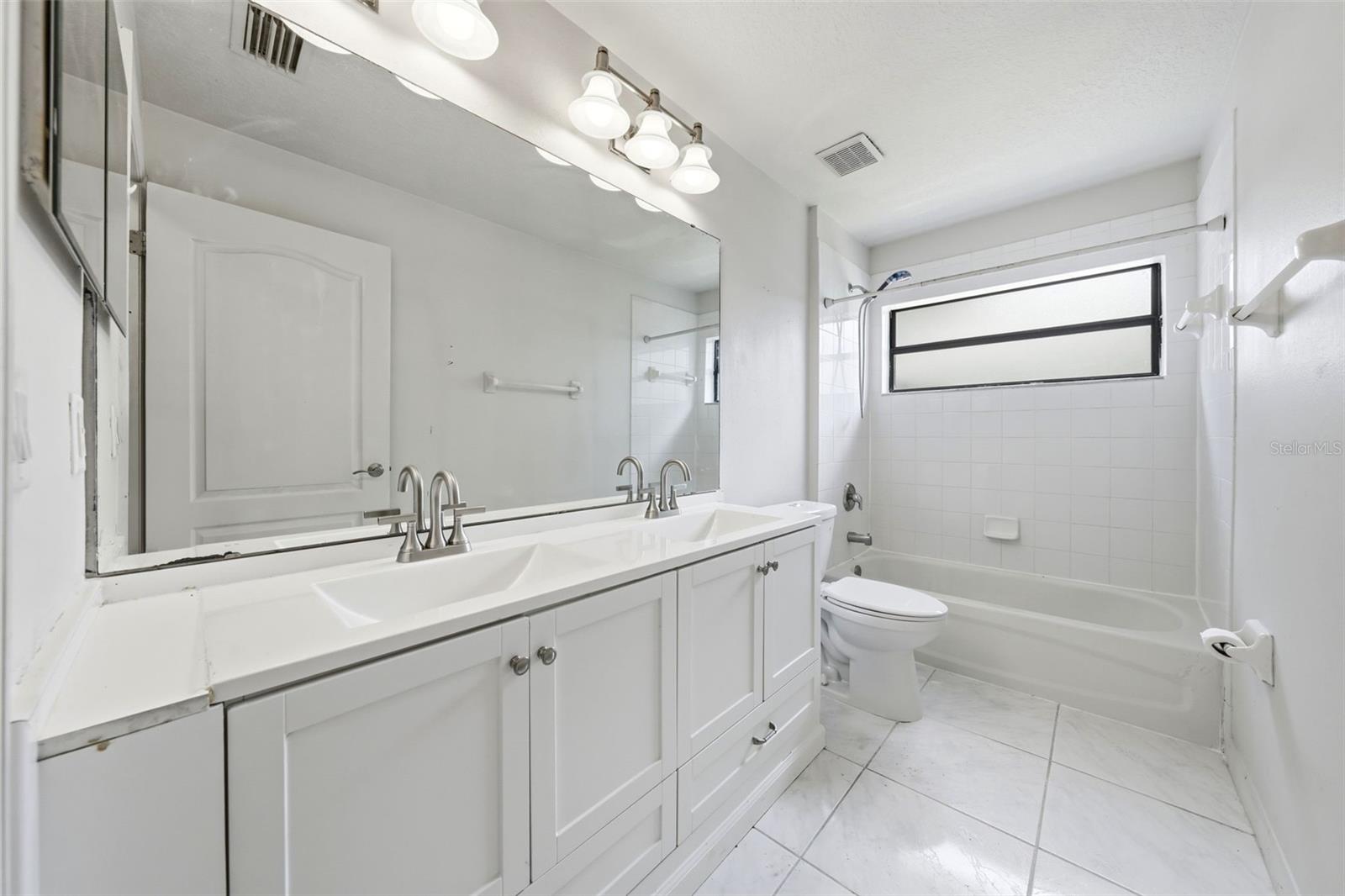 36341 GRAND ISLAND OAKS CIR, GRAND ISLAND, FL, 32735