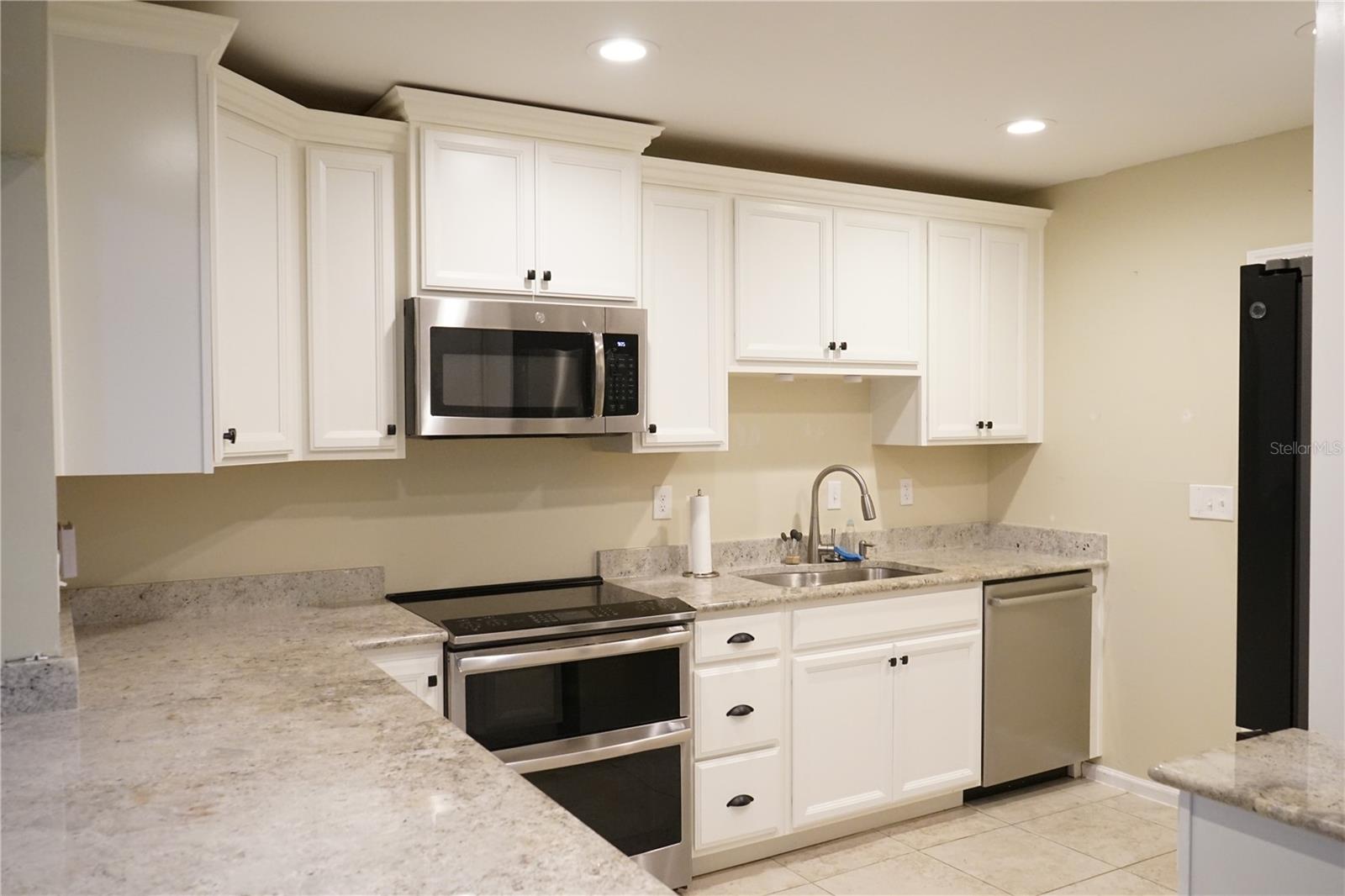 317 GREEN MANOR DR #38 B, SUN CITY CENTER, FL, 33573