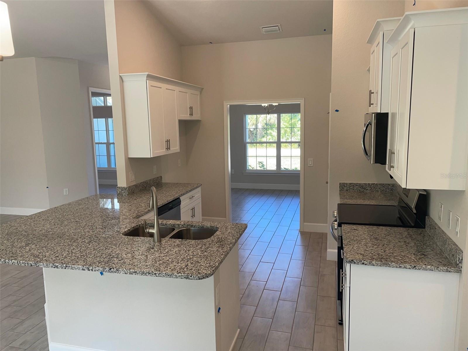 17433 EDGEWATER DR, PORT CHARLOTTE, FL, 33948