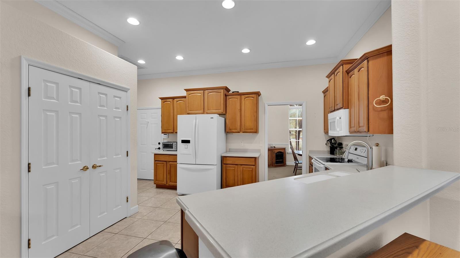 6714 HIGHLANDS CREEK LOOP, LAKELAND, FL, 33813