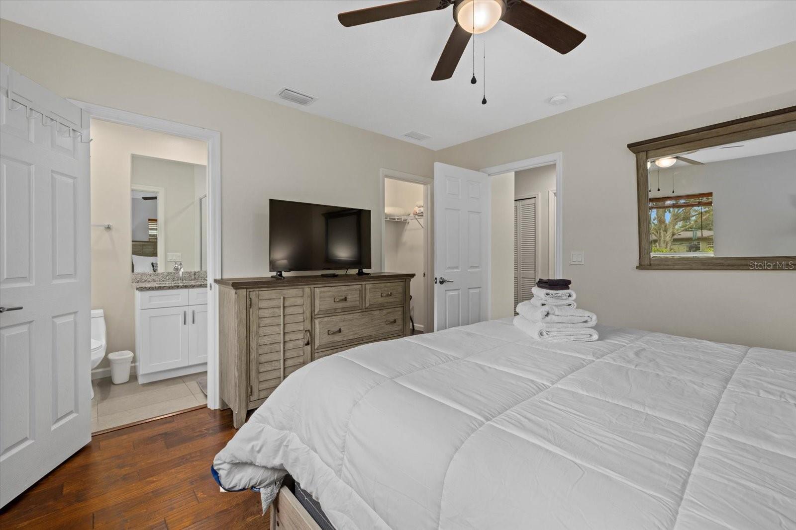 330 CARUSO PL, SARASOTA, FL, 34237
