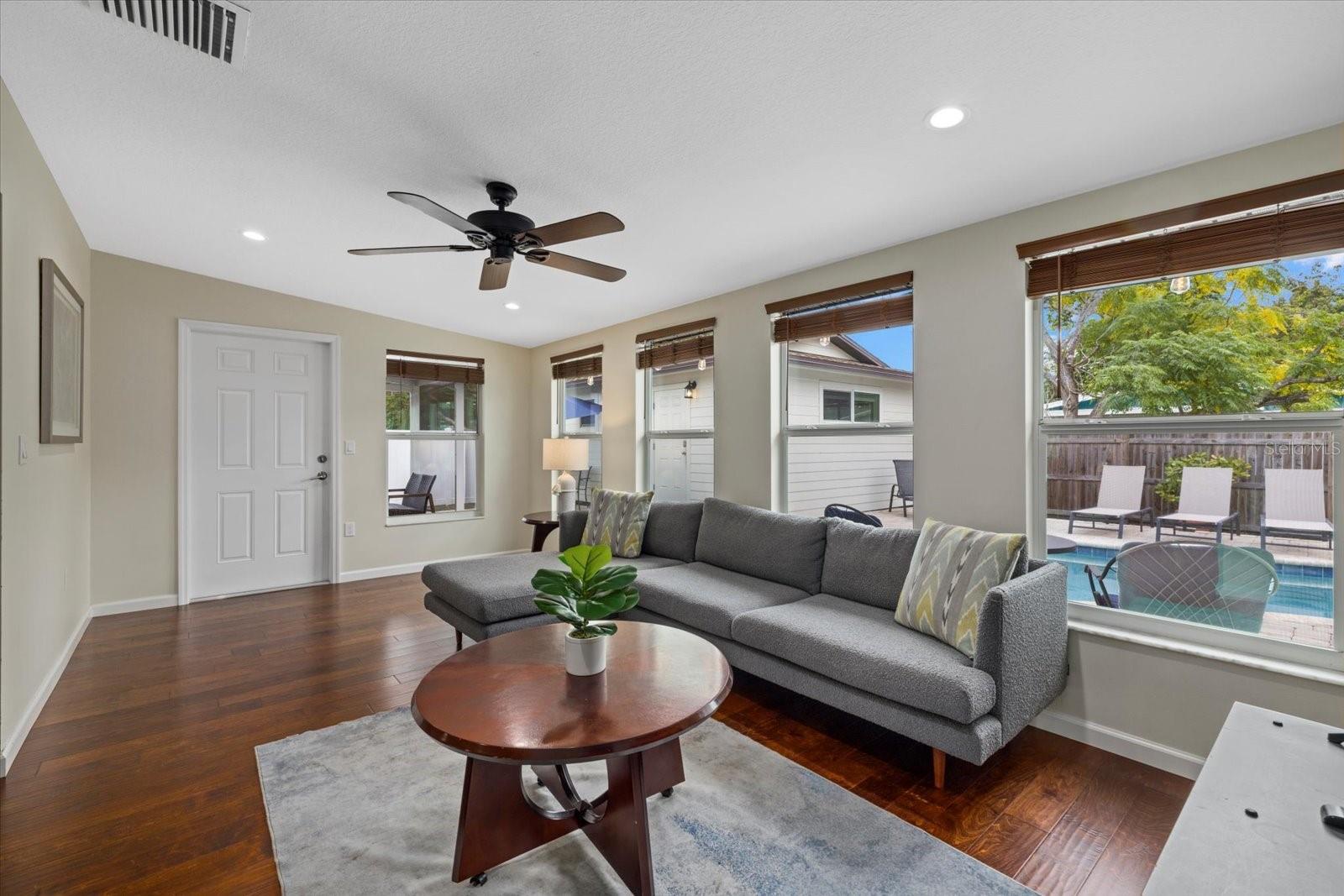 330 CARUSO PL, SARASOTA, FL, 34237