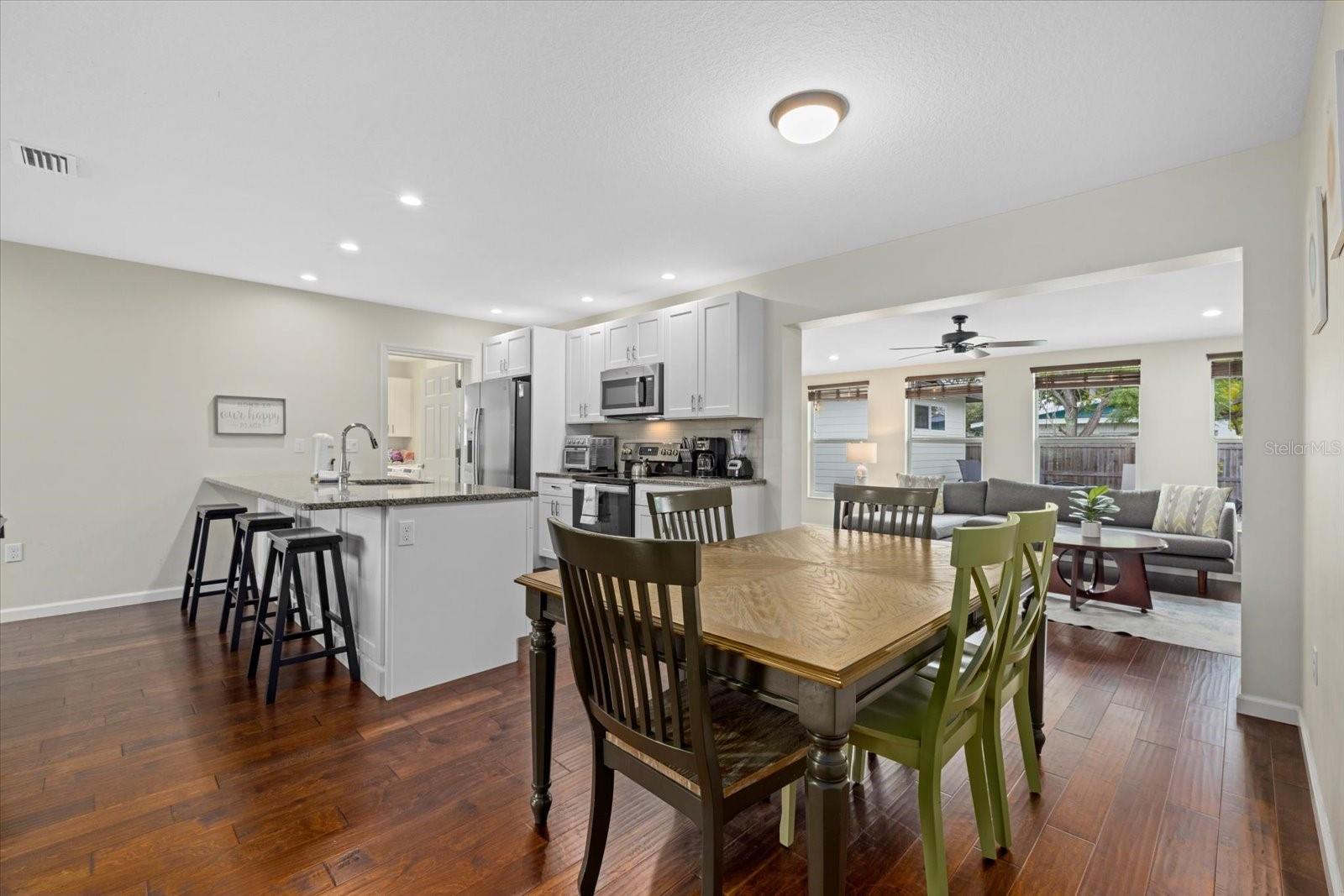 330 CARUSO PL, SARASOTA, FL, 34237