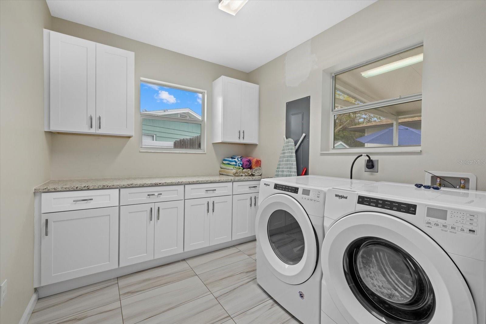 330 CARUSO PL, SARASOTA, FL, 34237