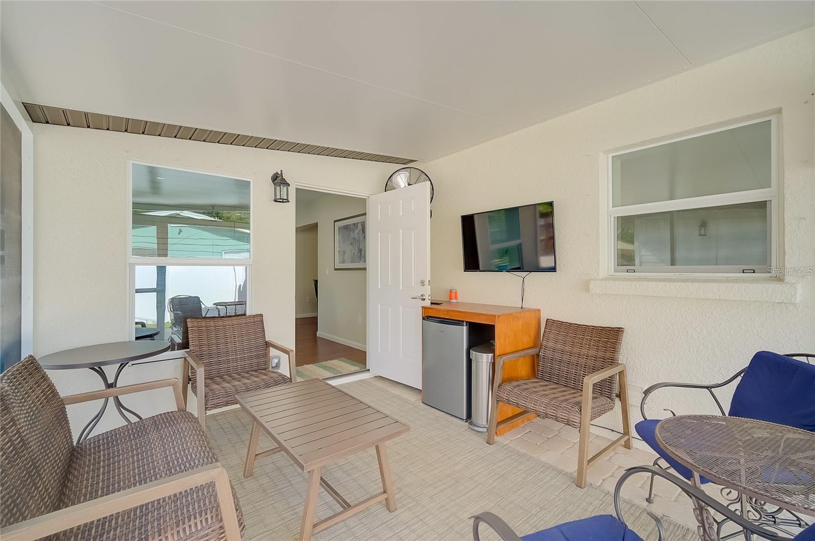 330 CARUSO PL, SARASOTA, FL, 34237