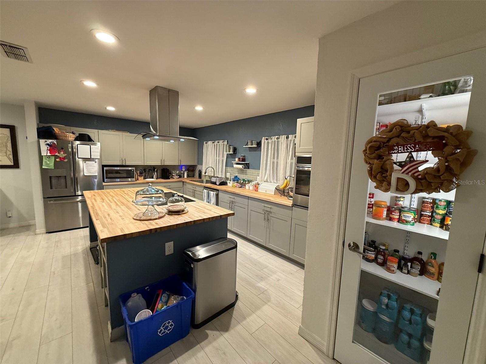 6642 MATCHETT RD, ORLANDO, FL, 32809