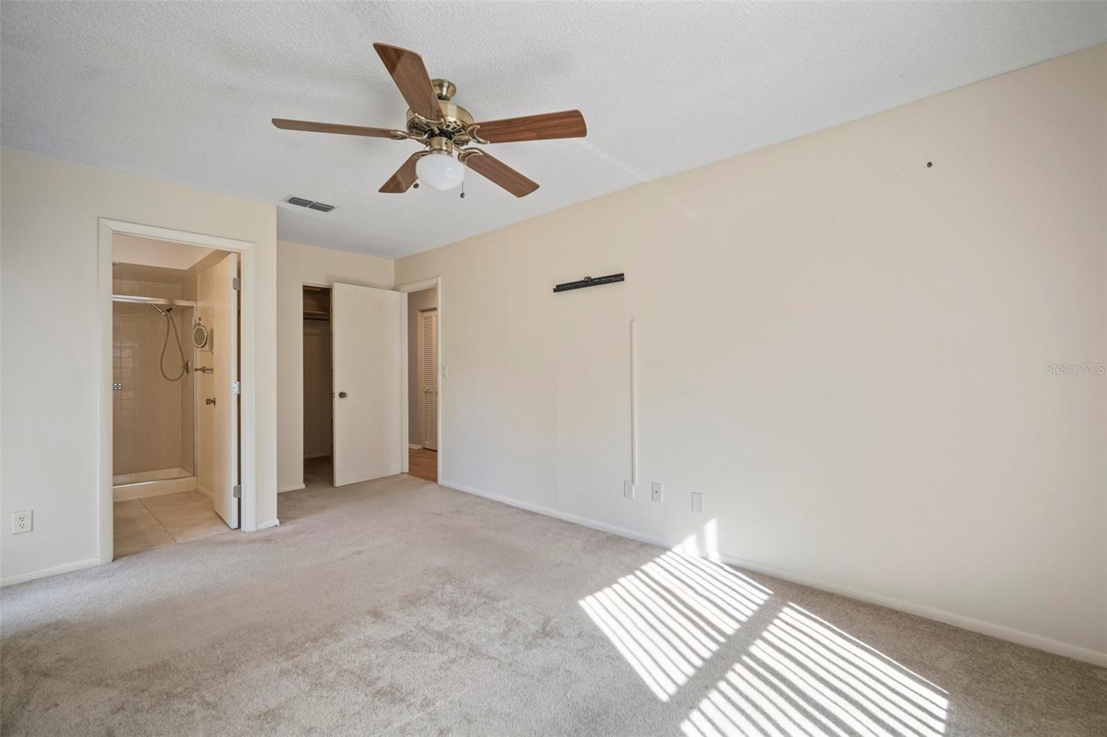 2320 SHELLY DR #B, PALM HARBOR, FL, 34684