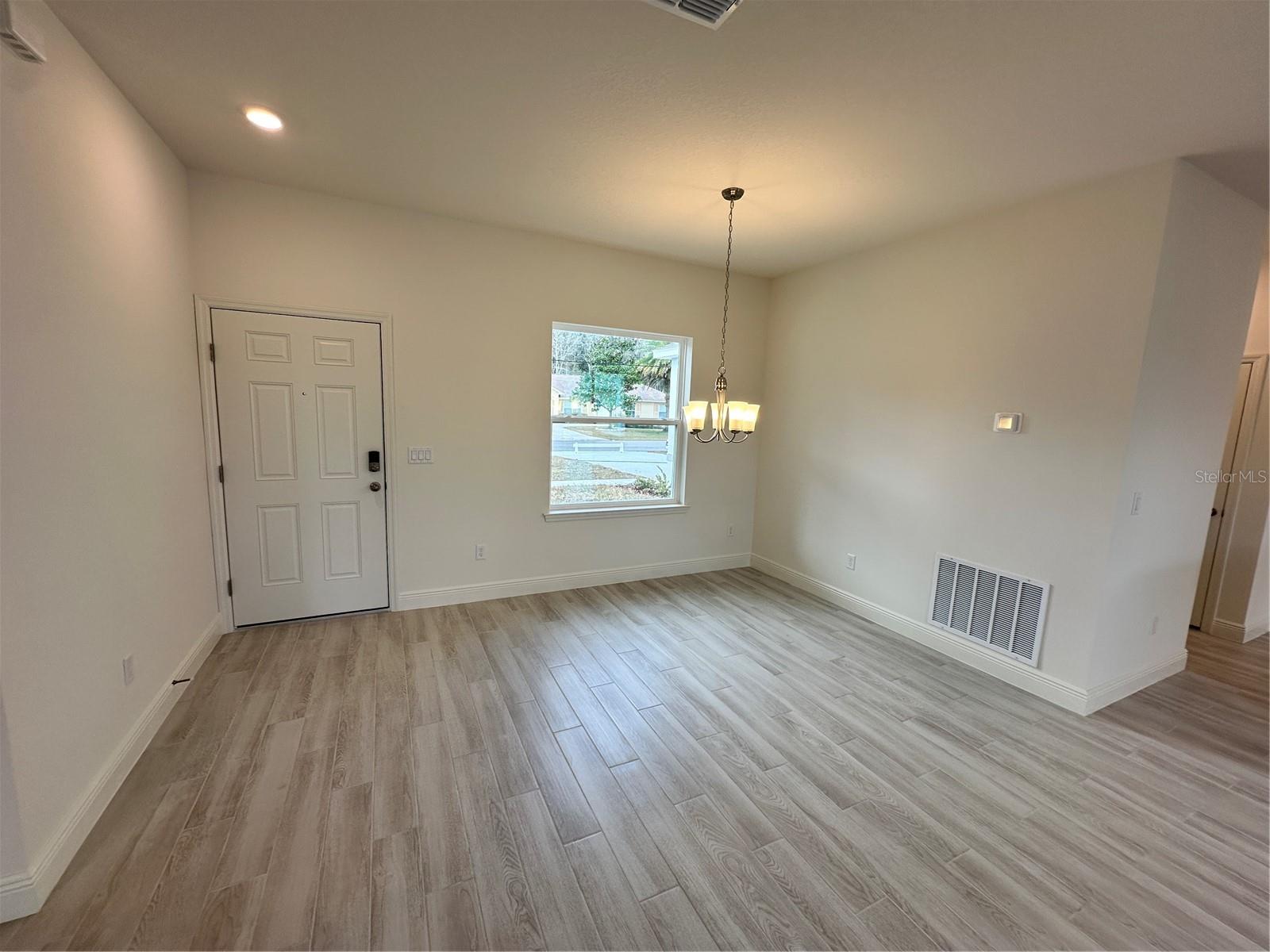 14 LONDONDERRY DR, PALM COAST, FL, 32137