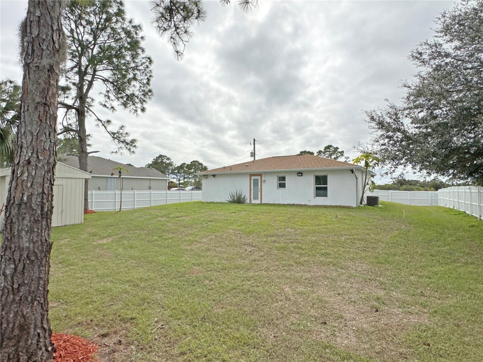 8044 MEMORY CIR, LABELLE, FL, 33935
