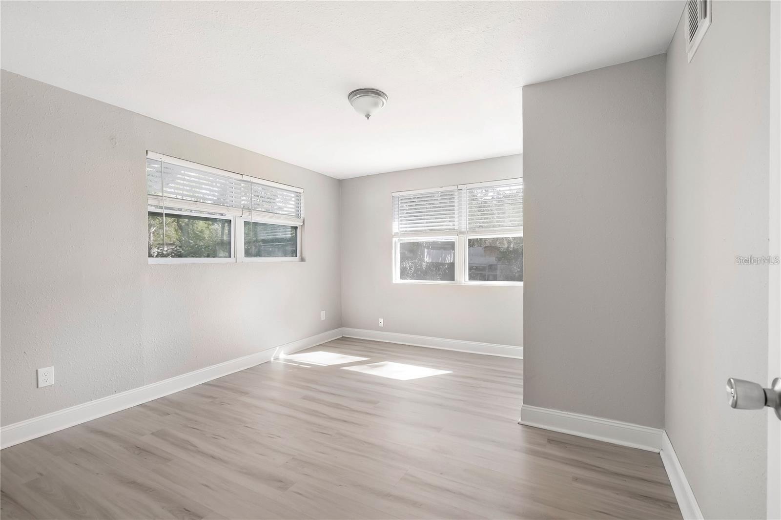 1349 WOODBINE ST, CLEARWATER, FL, 33755