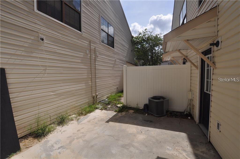 2302 MAKI RD #68, PLANT CITY, FL, 33563