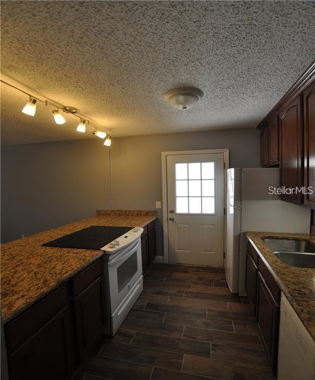 2302 MAKI RD #68, PLANT CITY, FL, 33563