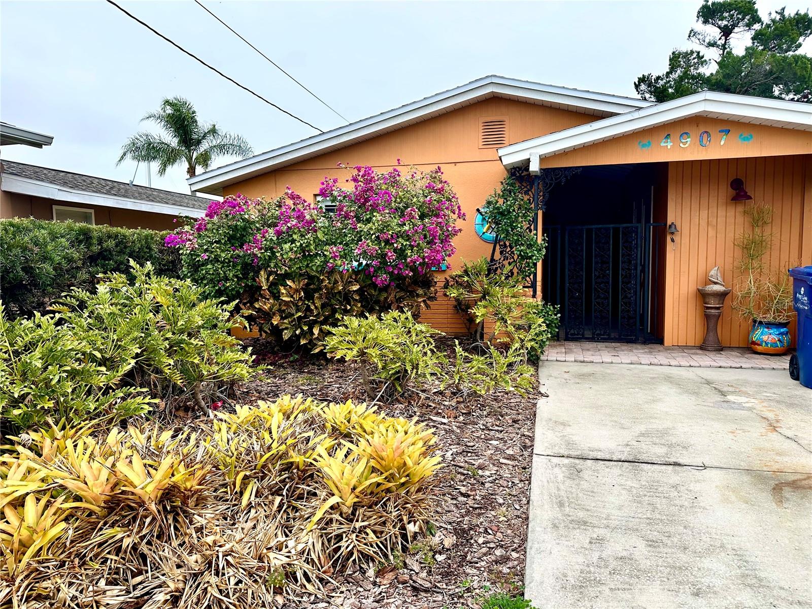 4907 FLORAMAR TER, NEW PORT RICHEY, FL, 34652