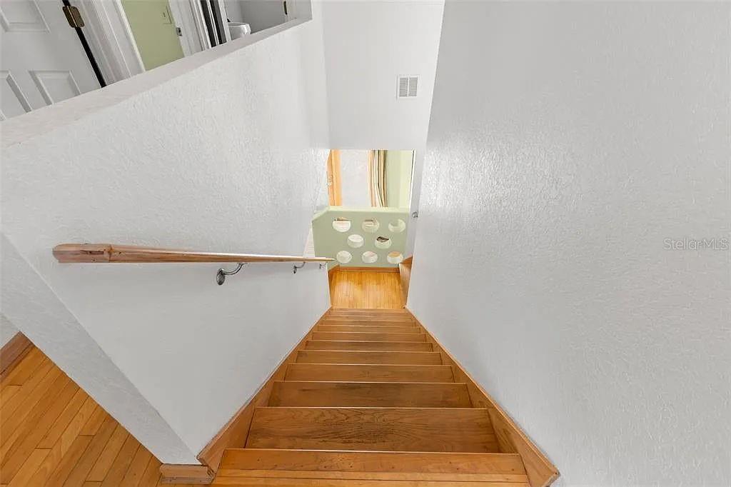 800 MISSOURI AVE, PALM HARBOR, FL, 34683