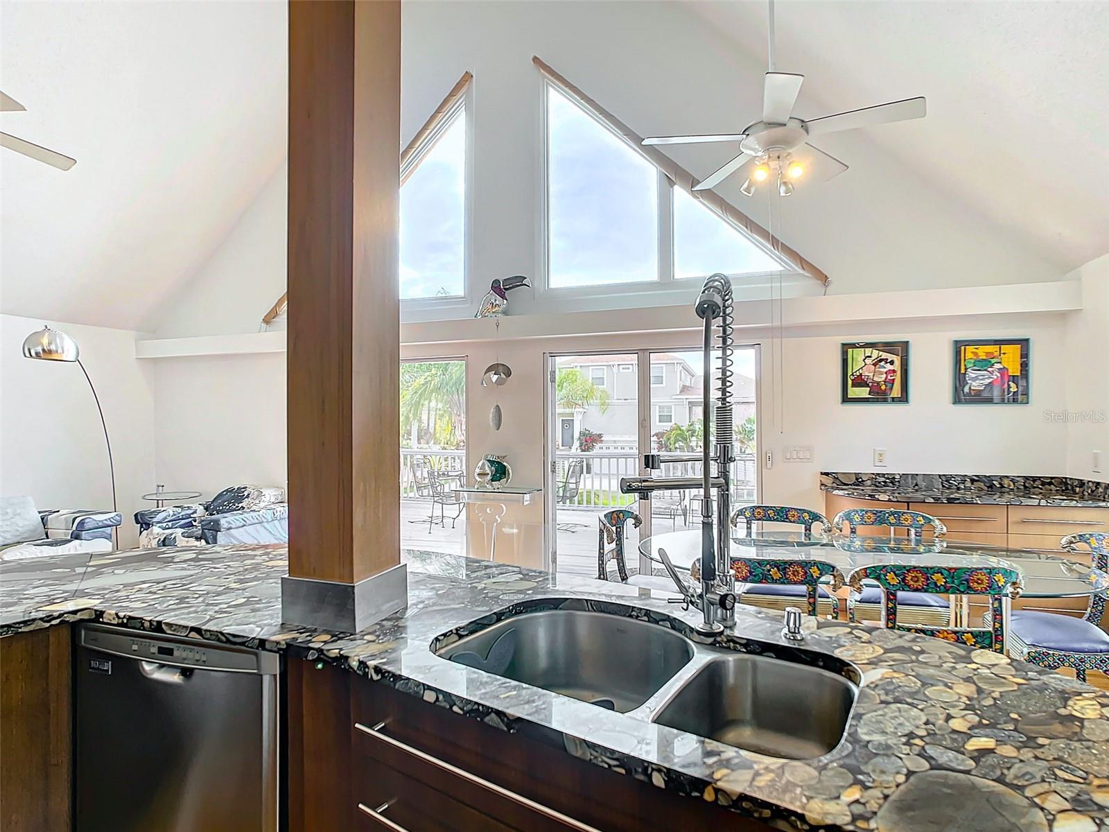 800 MISSOURI AVE, PALM HARBOR, FL, 34683