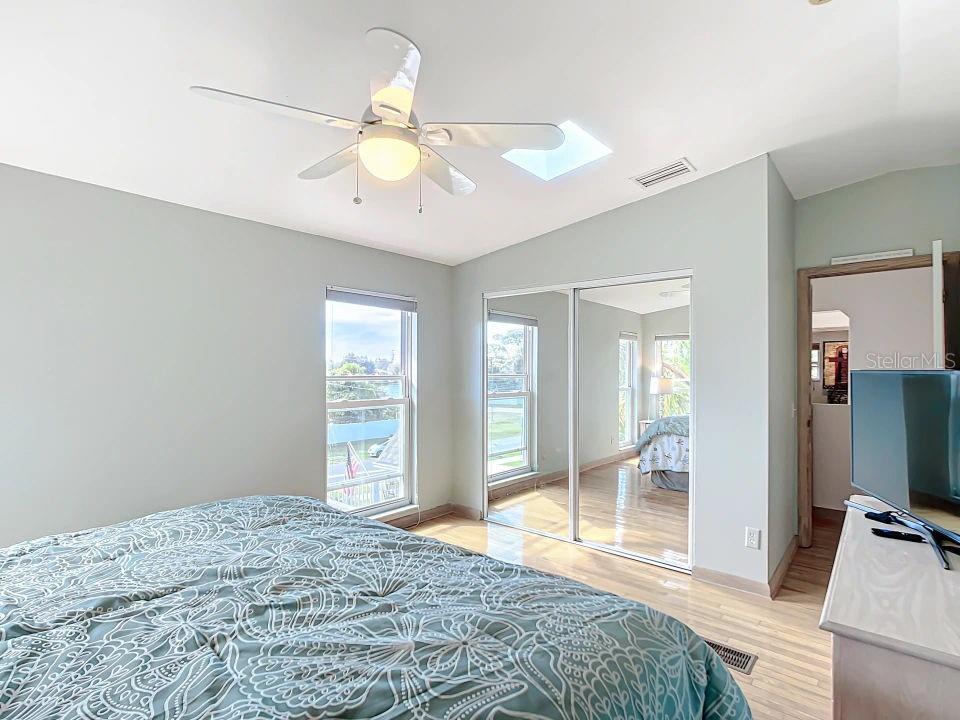 800 MISSOURI AVE, PALM HARBOR, FL, 34683
