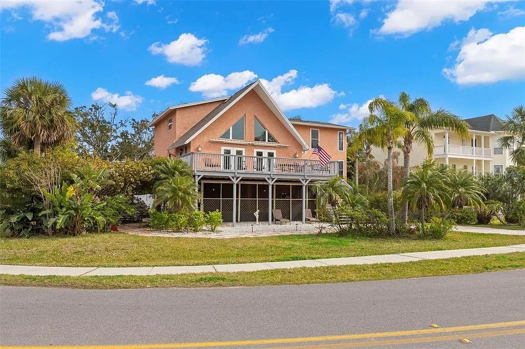 800 MISSOURI AVE, PALM HARBOR, FL, 34683