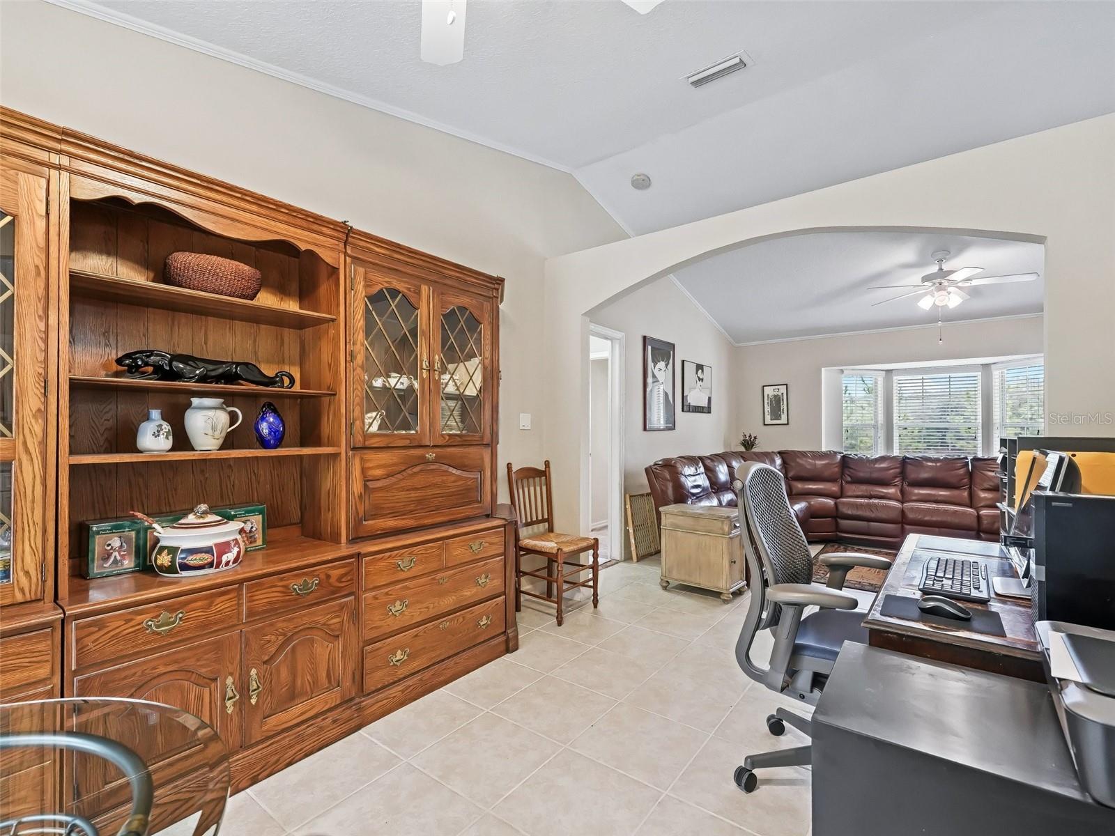 39727 REDBUD RD, LADY LAKE, FL, 32159