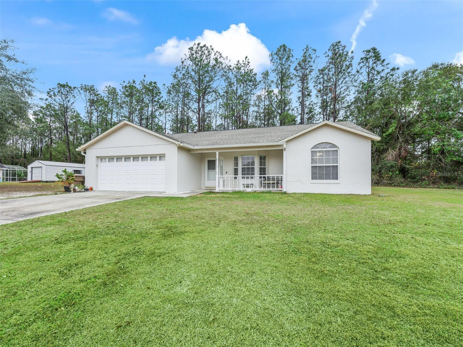 39727 REDBUD RD, LADY LAKE, FL, 32159