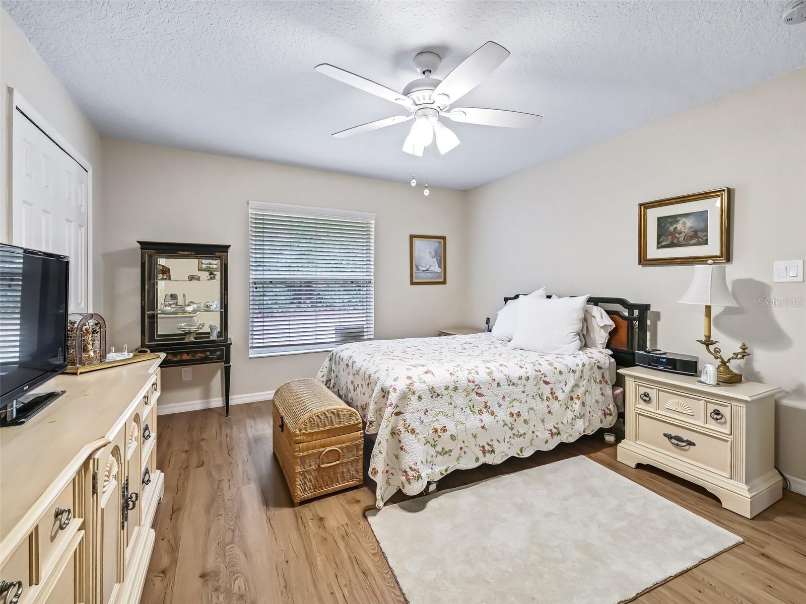 39727 REDBUD RD, LADY LAKE, FL, 32159