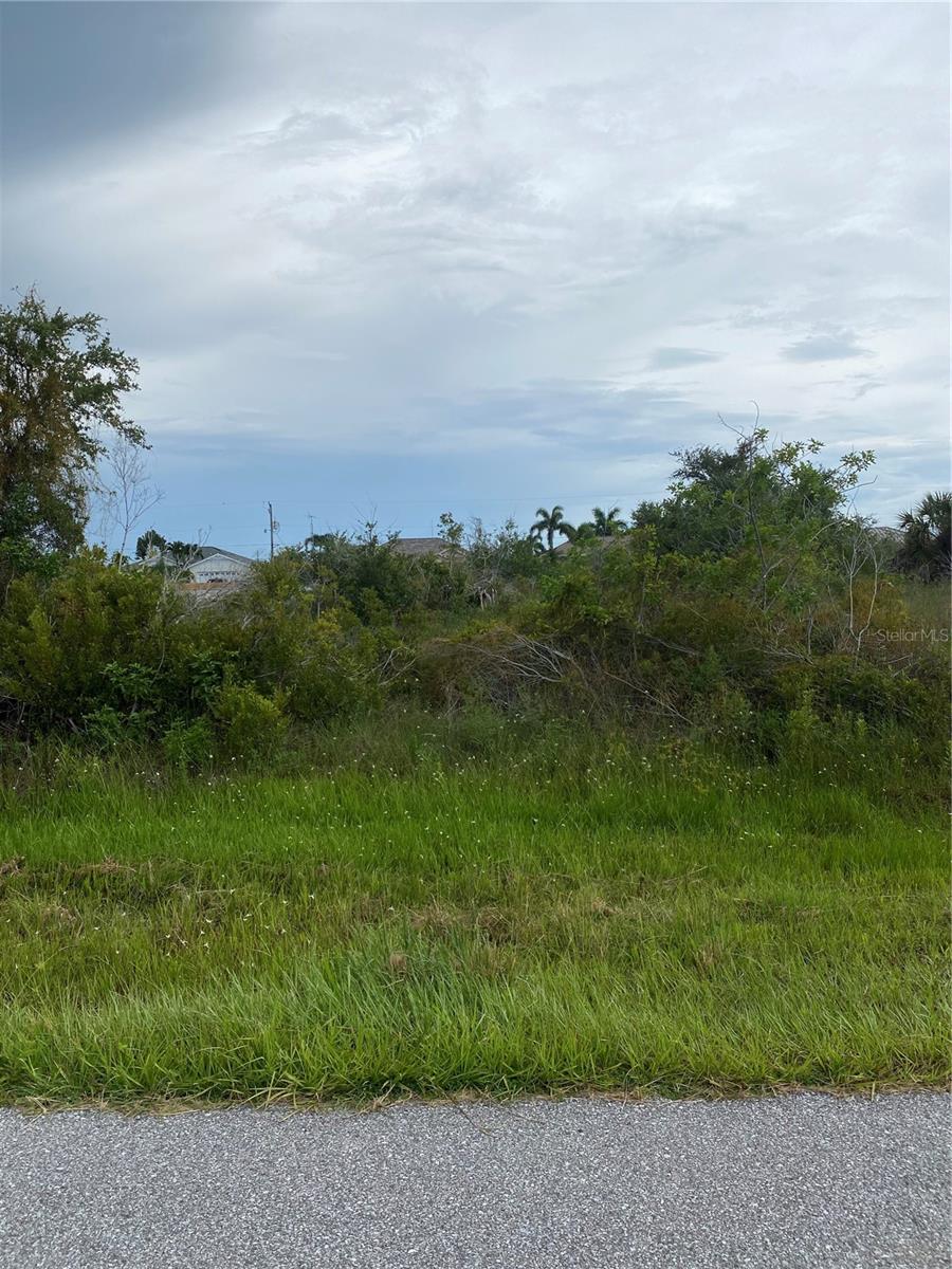 15427 MCCOMB CIR, PORT CHARLOTTE, FL, 33981
